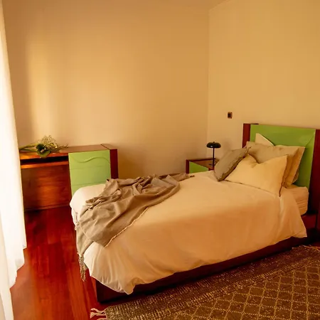 Bairos House - Coastal Escape Ribeira Brava