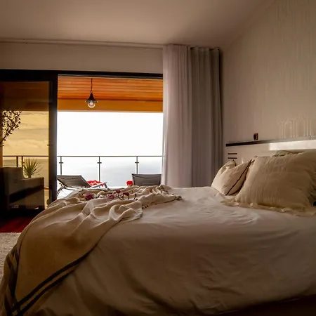 Prázdninový dům Bairos House - Coastal Escape *