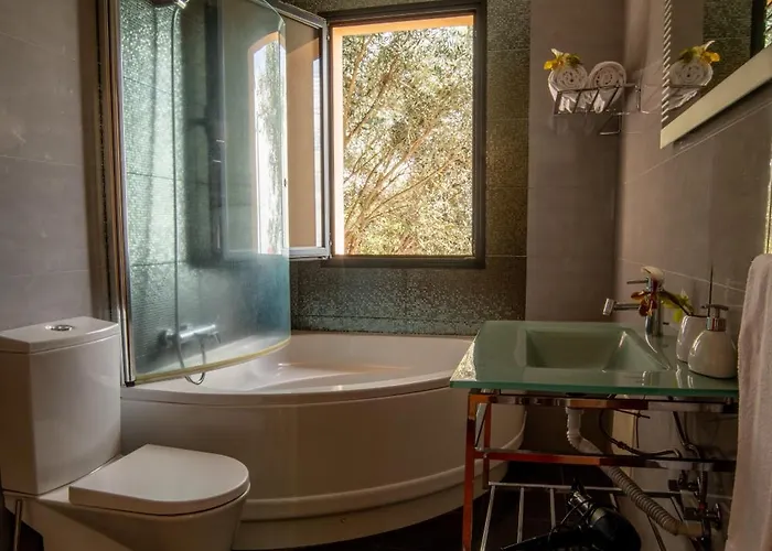 Bairos House - Coastal Escape Prázdninový dům *