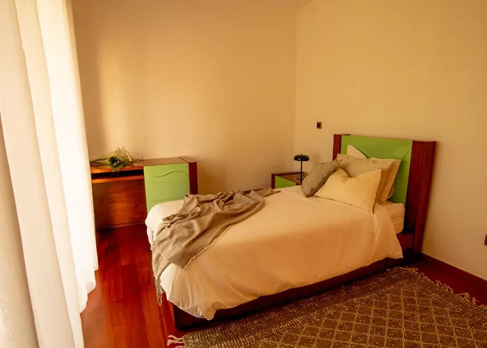 Bairos House - Coastal Escape Ribeira Brava